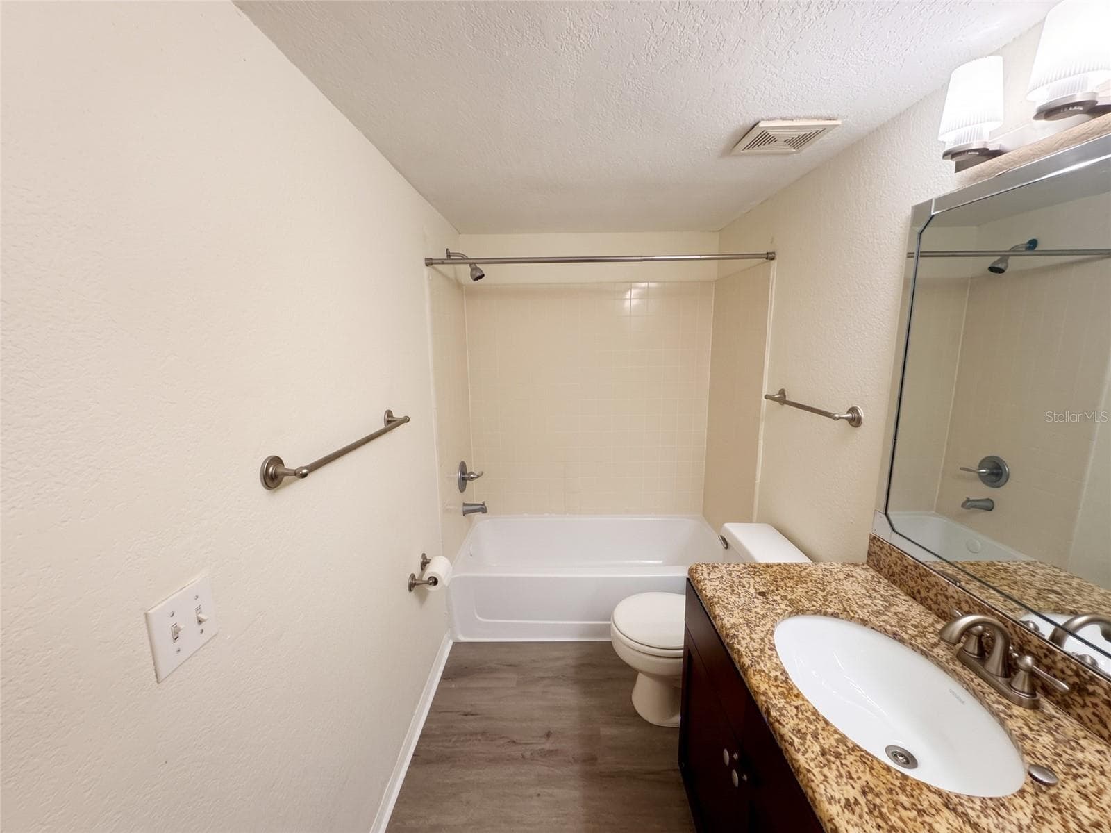 Condominium at 5124 CONROY RD #33, ORLANDO, photo 34 of 56