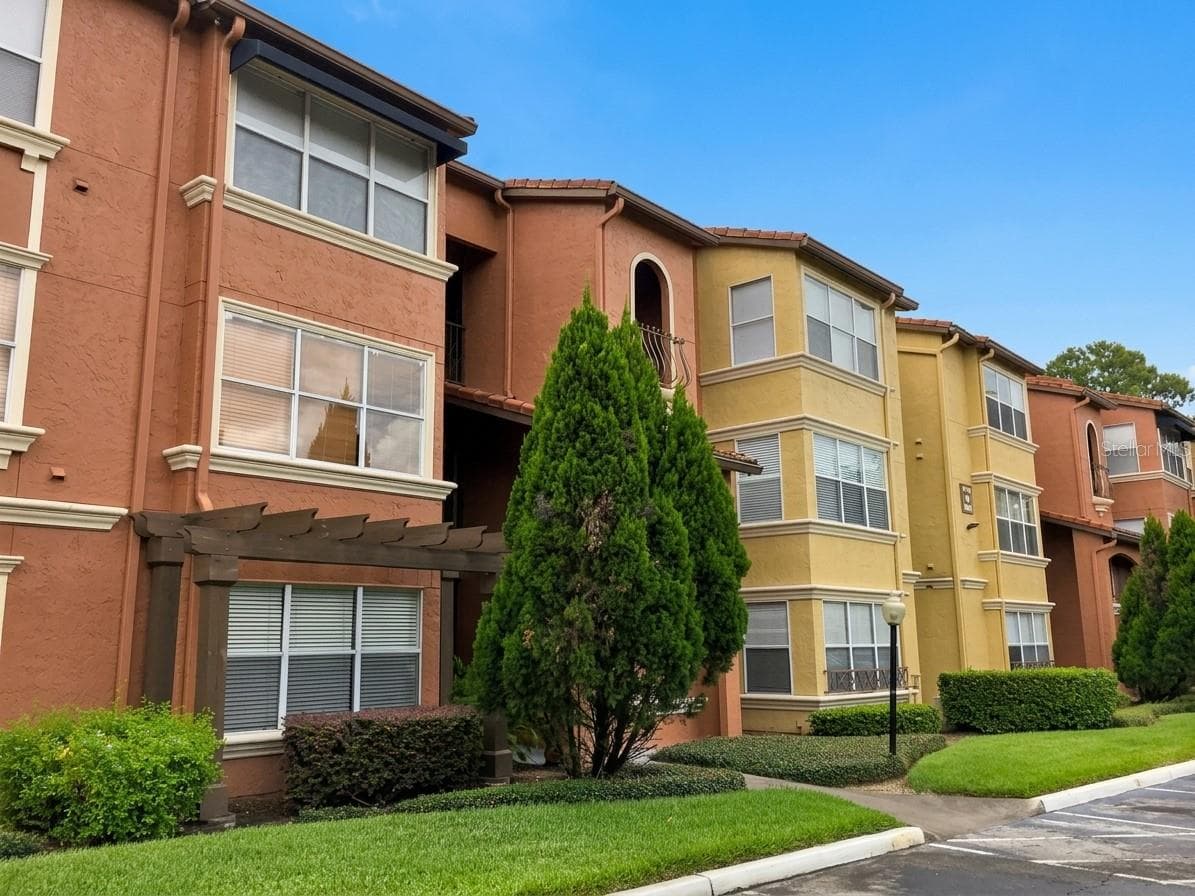 Condominium at 5124 CONROY RD #33, ORLANDO, photo 47 of 56