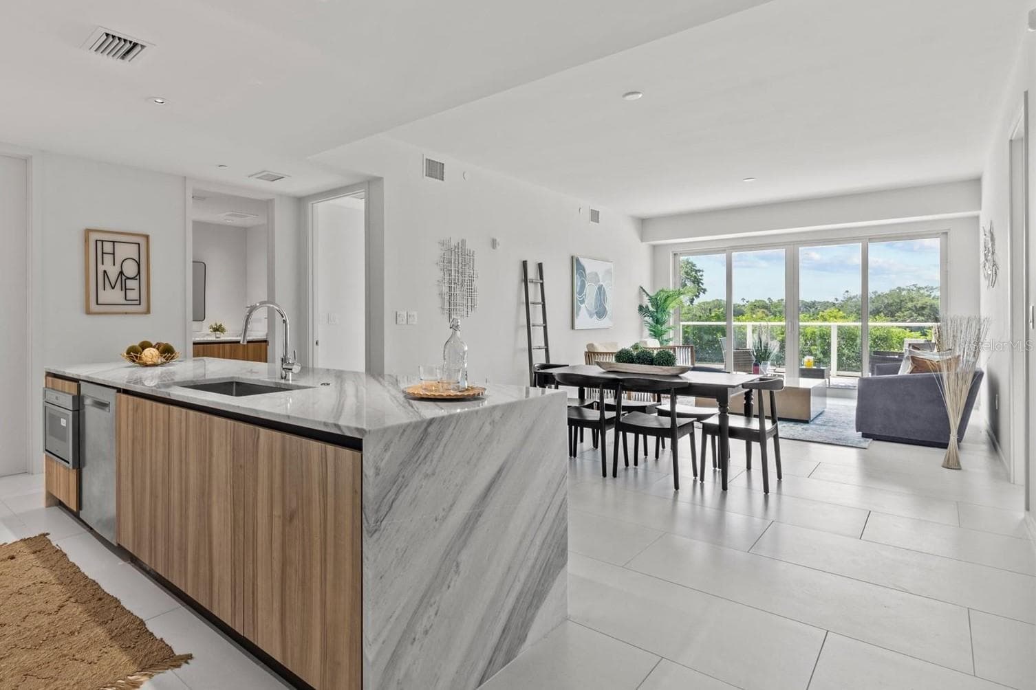 open kitchen - 1020 SUNSET POINT RD #112, CLEARWATER