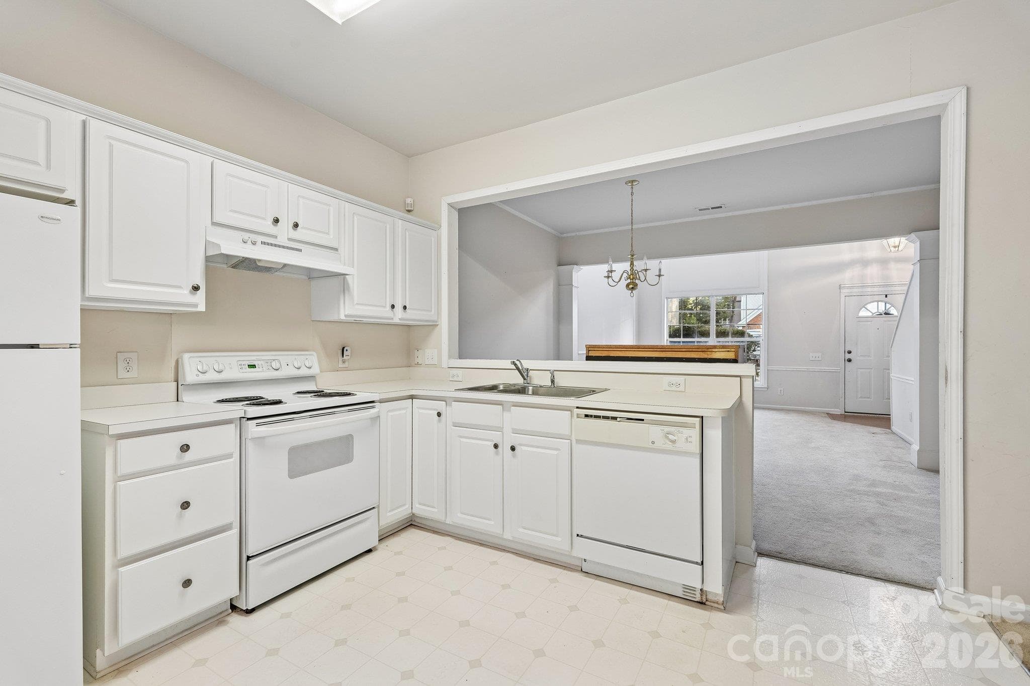 Single Family Residence at 1217 Stourbridge Lion Drive, Charlotte, photo 16 of 38