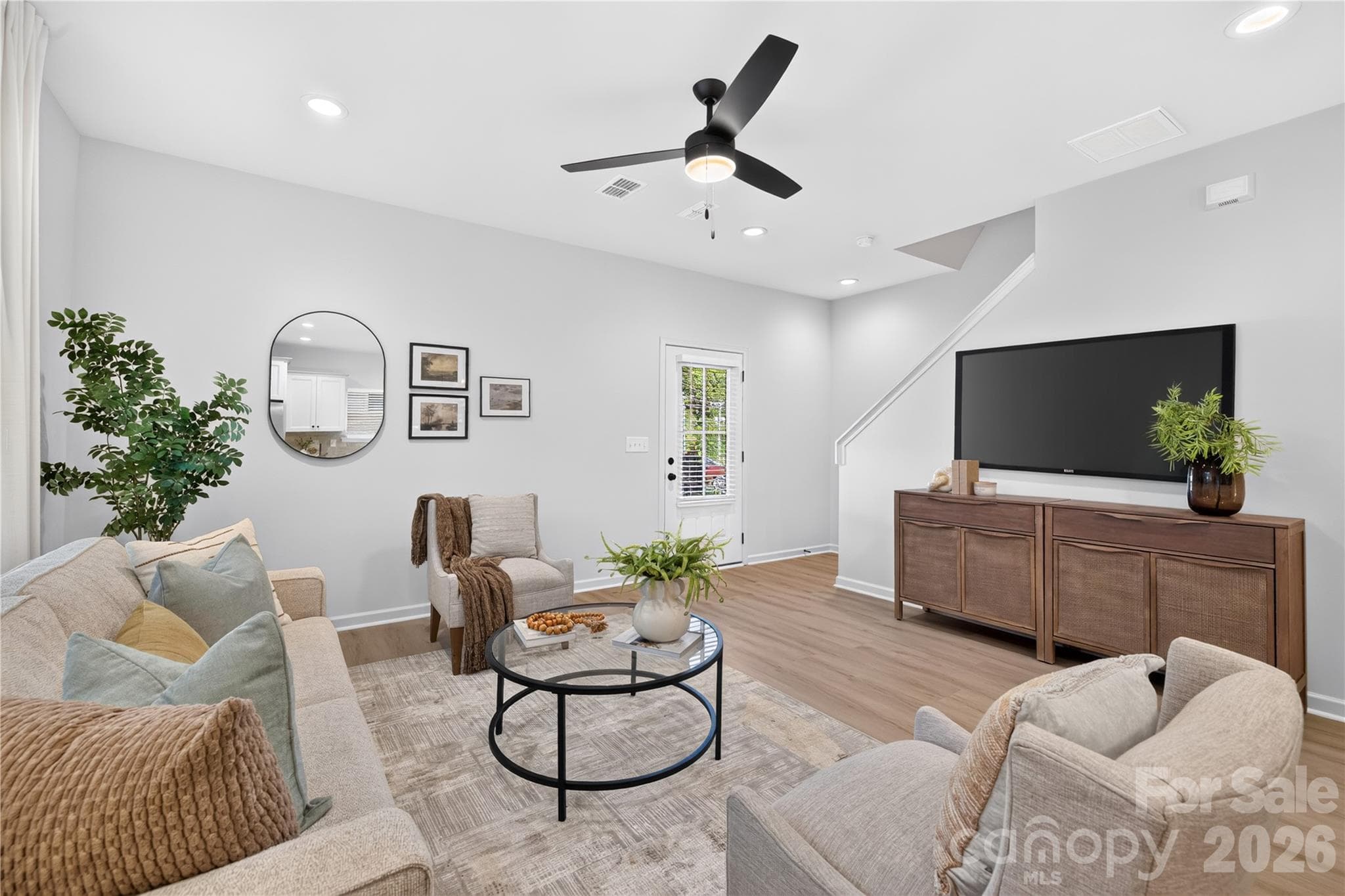 Single Family Residence at 3624 Glenwood Drive, Charlotte, photo 9 of 19