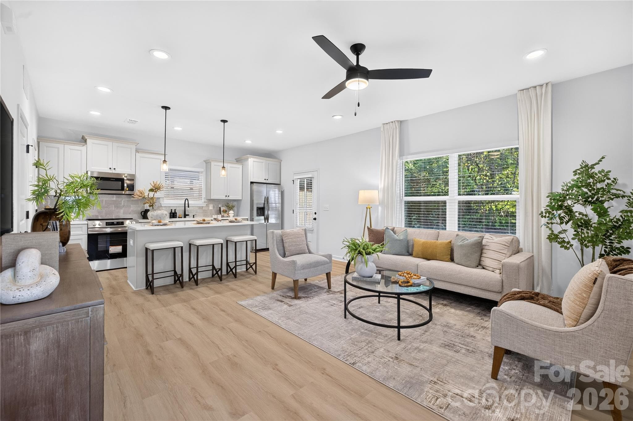 Single Family Residence at 3624 Glenwood Drive, Charlotte, photo 10 of 19