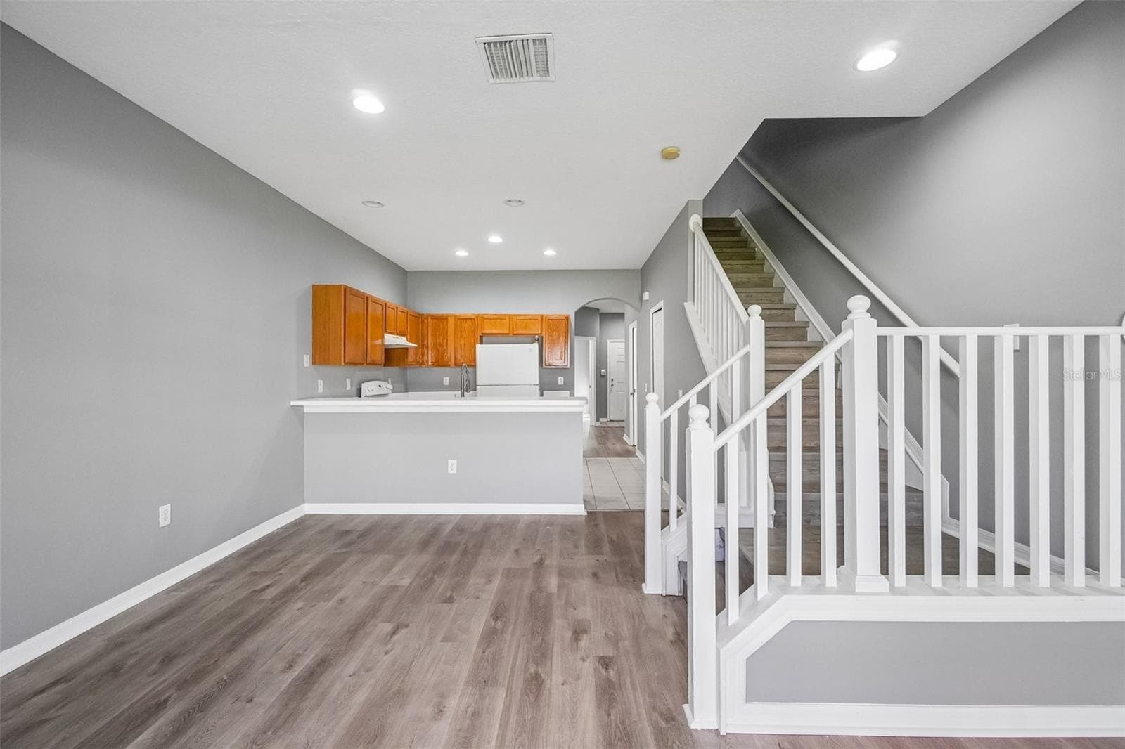 Townhouse at 6716 LAKE CAMDEN WAY, GIBSONTON, photo 6 of 35