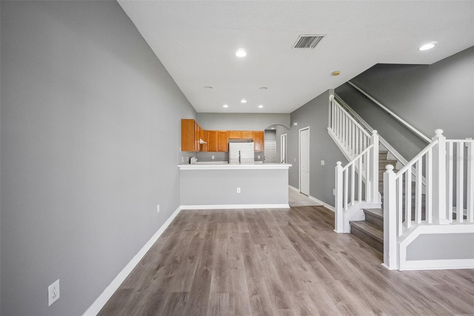Townhouse at 6716 LAKE CAMDEN WAY, GIBSONTON, photo 10 of 35