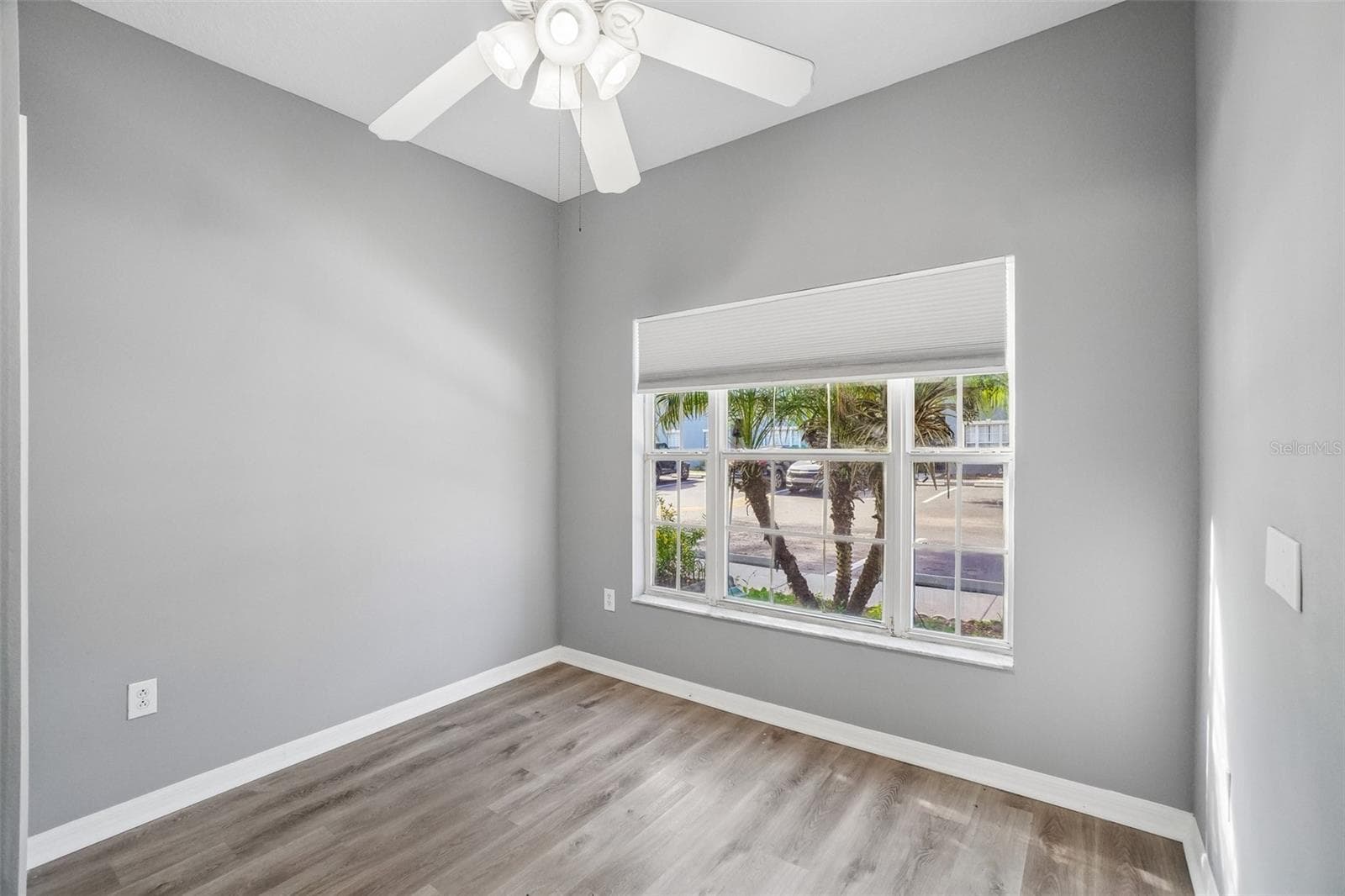 Townhouse at 6716 LAKE CAMDEN WAY, GIBSONTON, photo 17 of 35