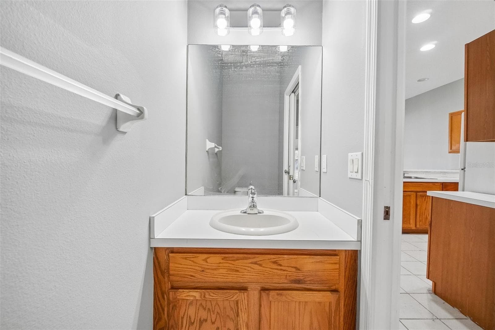 Townhouse at 6716 LAKE CAMDEN WAY, GIBSONTON, photo 19 of 35