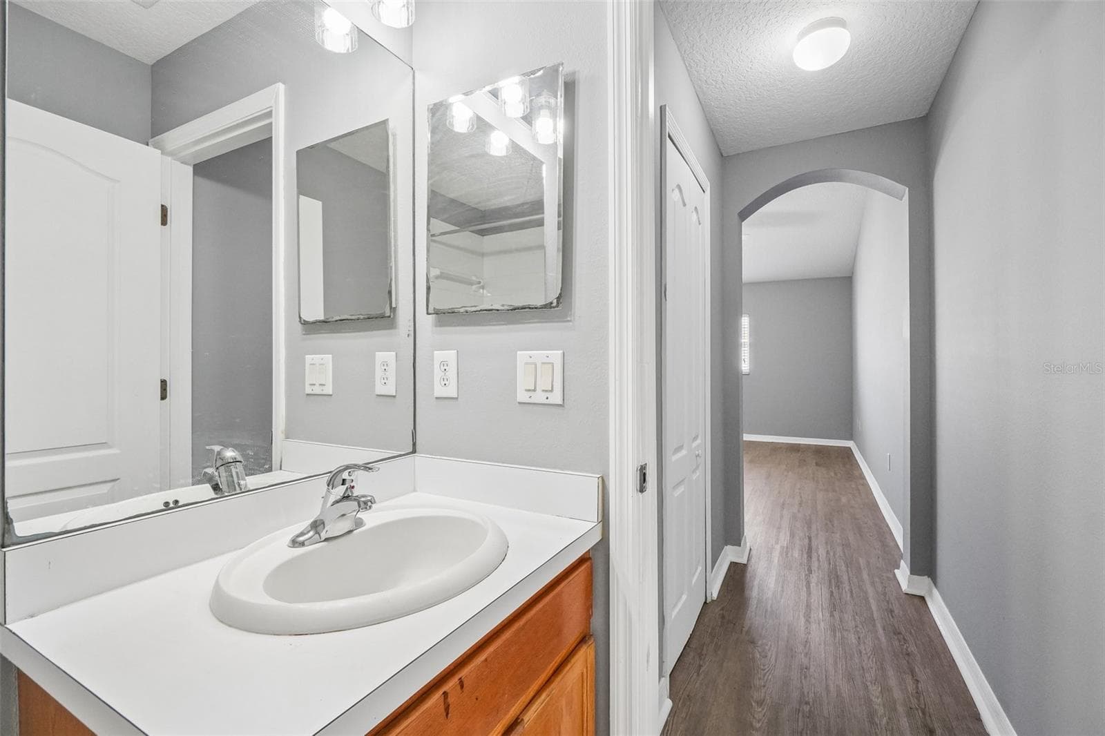 Townhouse at 6716 LAKE CAMDEN WAY, GIBSONTON, photo 23 of 35