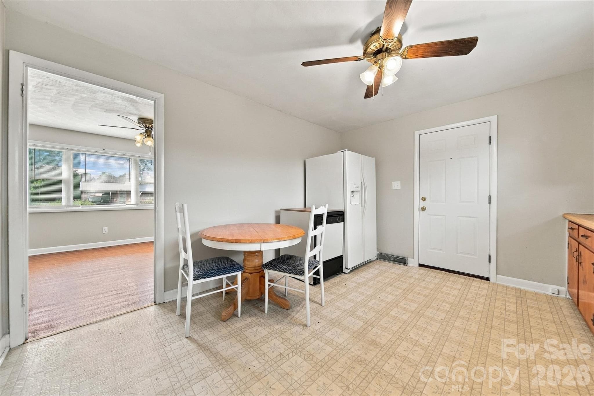 Single Family Residence at 3983 Buff Street, Hickory, photo 11 of 36