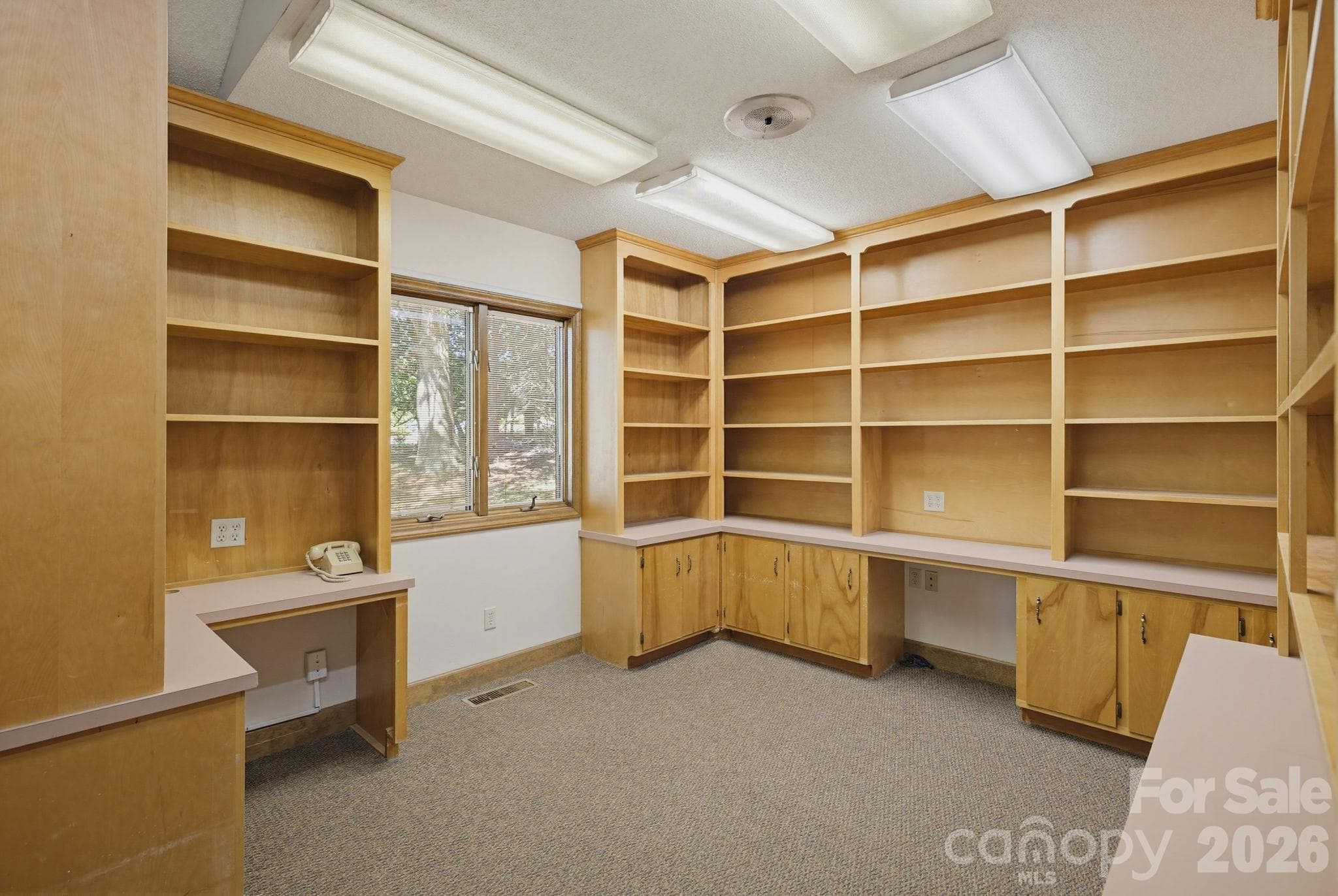 Medical at 114 S Park Terrace, Eden, photo 21 of 47