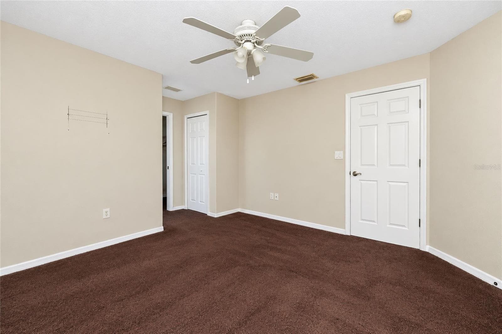 Single Family Residence at 861 POINCIANA RD, VENICE, photo 21 of 29