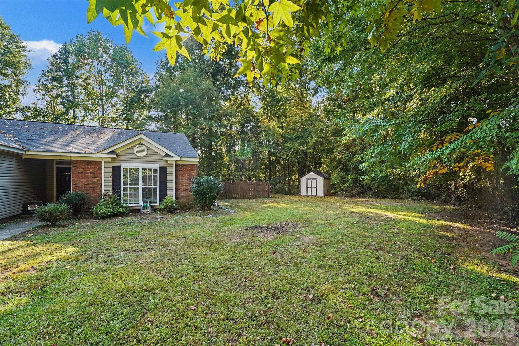 Single Family Residence at 706 White Oak Lane, Matthews, photo 5 of 30