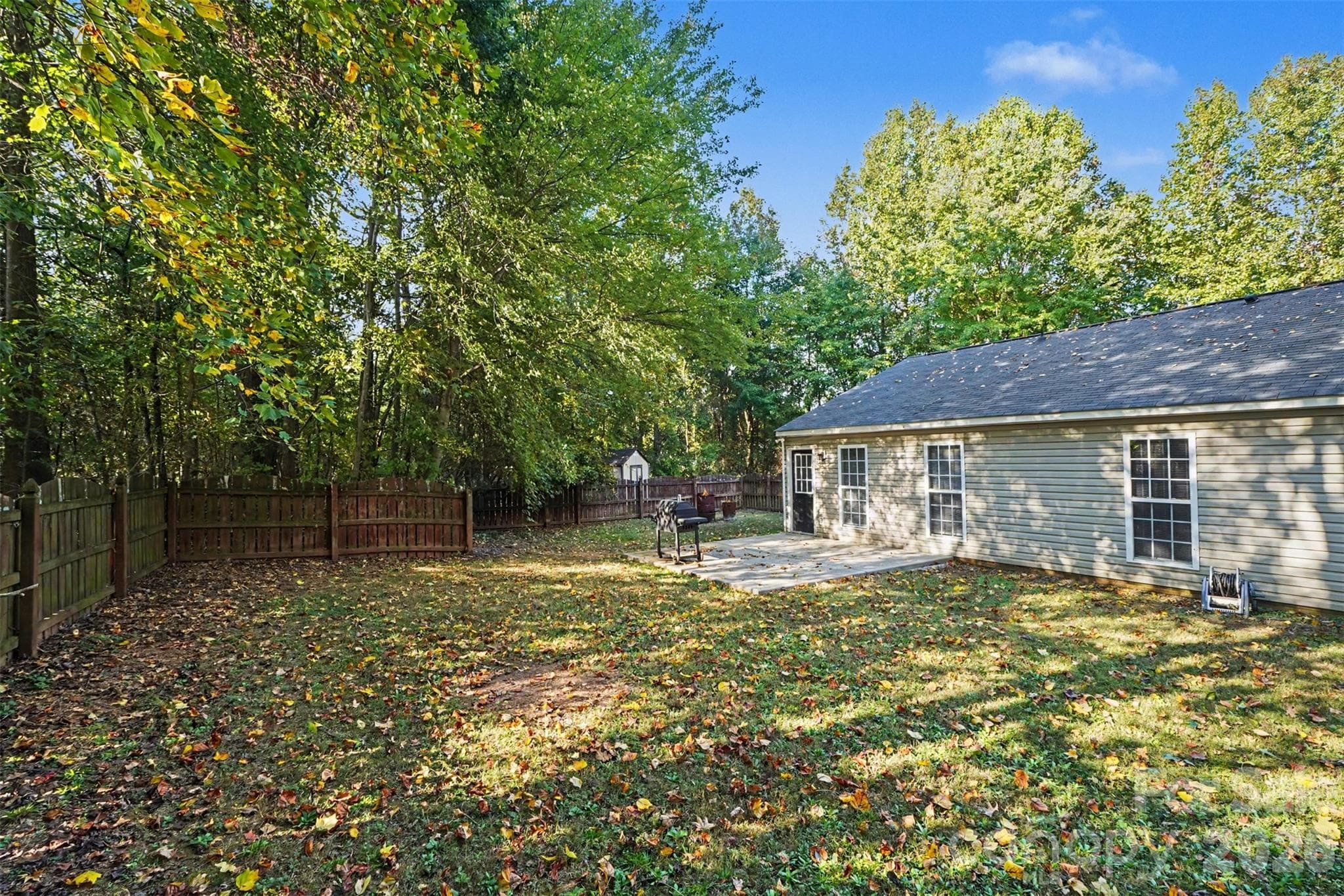 Single Family Residence at 706 White Oak Lane, Matthews, photo 26 of 30
