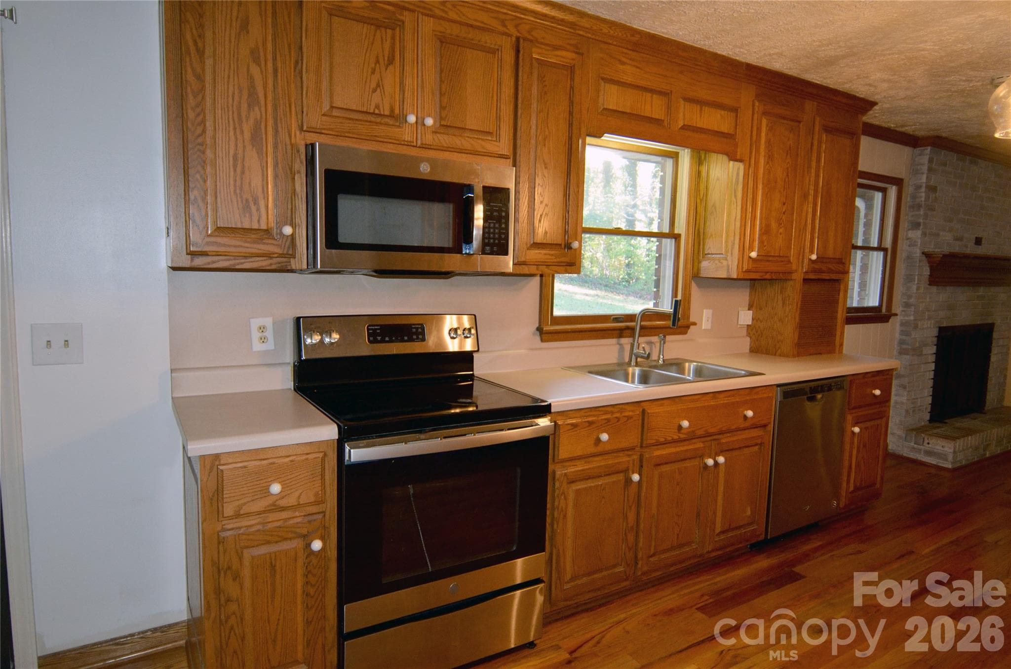 Kitchen - 150 Eplee Loop, Marion