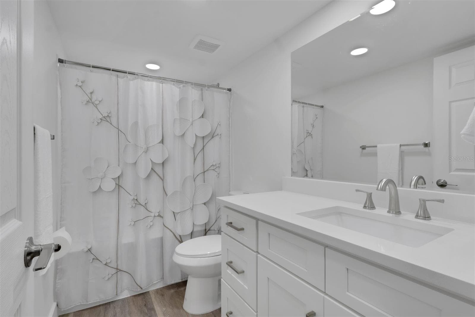 Condominium at 1740 PINE VALLEY DR #213, FORT MYERS, photo 24 of 43