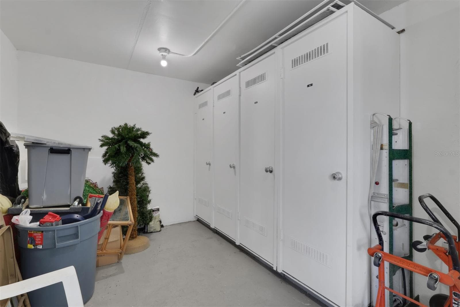 Storage area - 1740 PINE VALLEY DR #213, FORT MYERS