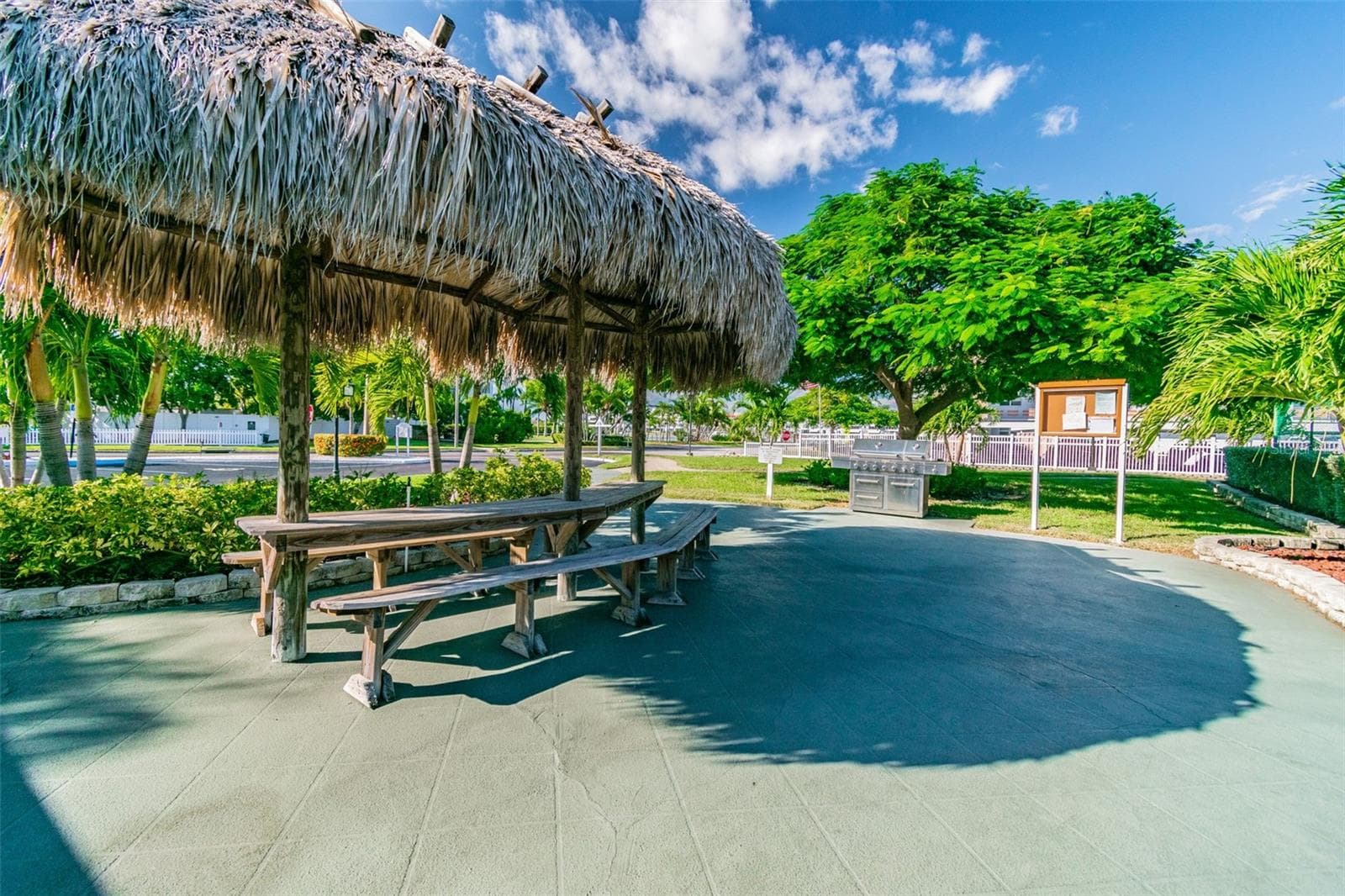 Tiki hut and grill - 5955 30TH AVE S #111, GULFPORT