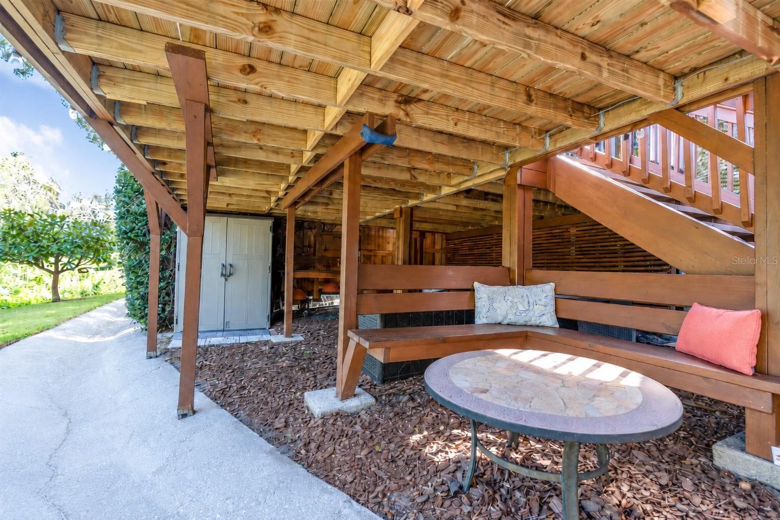 Storage / Sitting Area / Potting Station - 2887 TEMPLE TRL, WINTER PARK