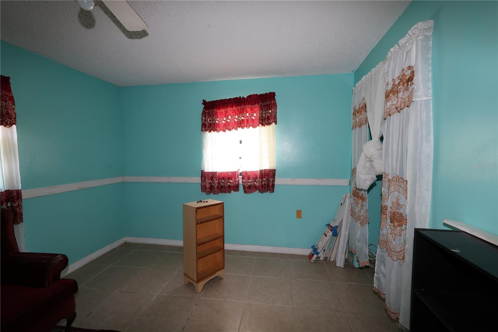 Single Family Residence at 103 FLORIDA AVE, DUNDEE, photo 7 of 50