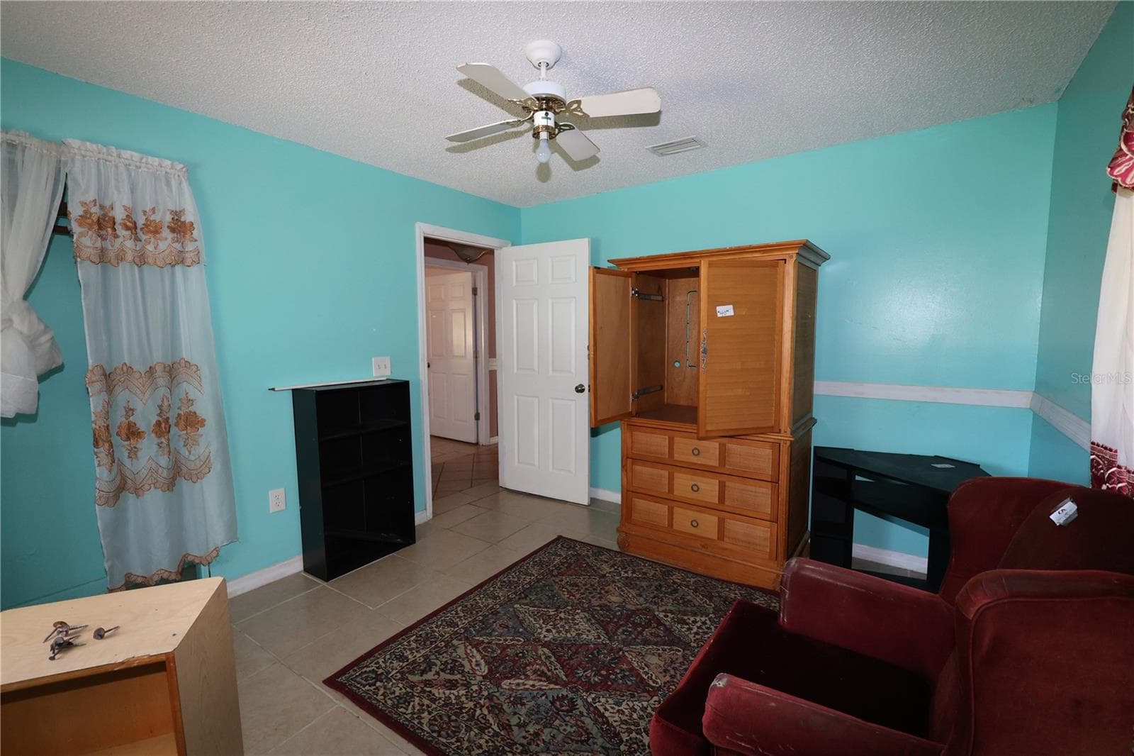 Single Family Residence at 103 FLORIDA AVE, DUNDEE, photo 8 of 50