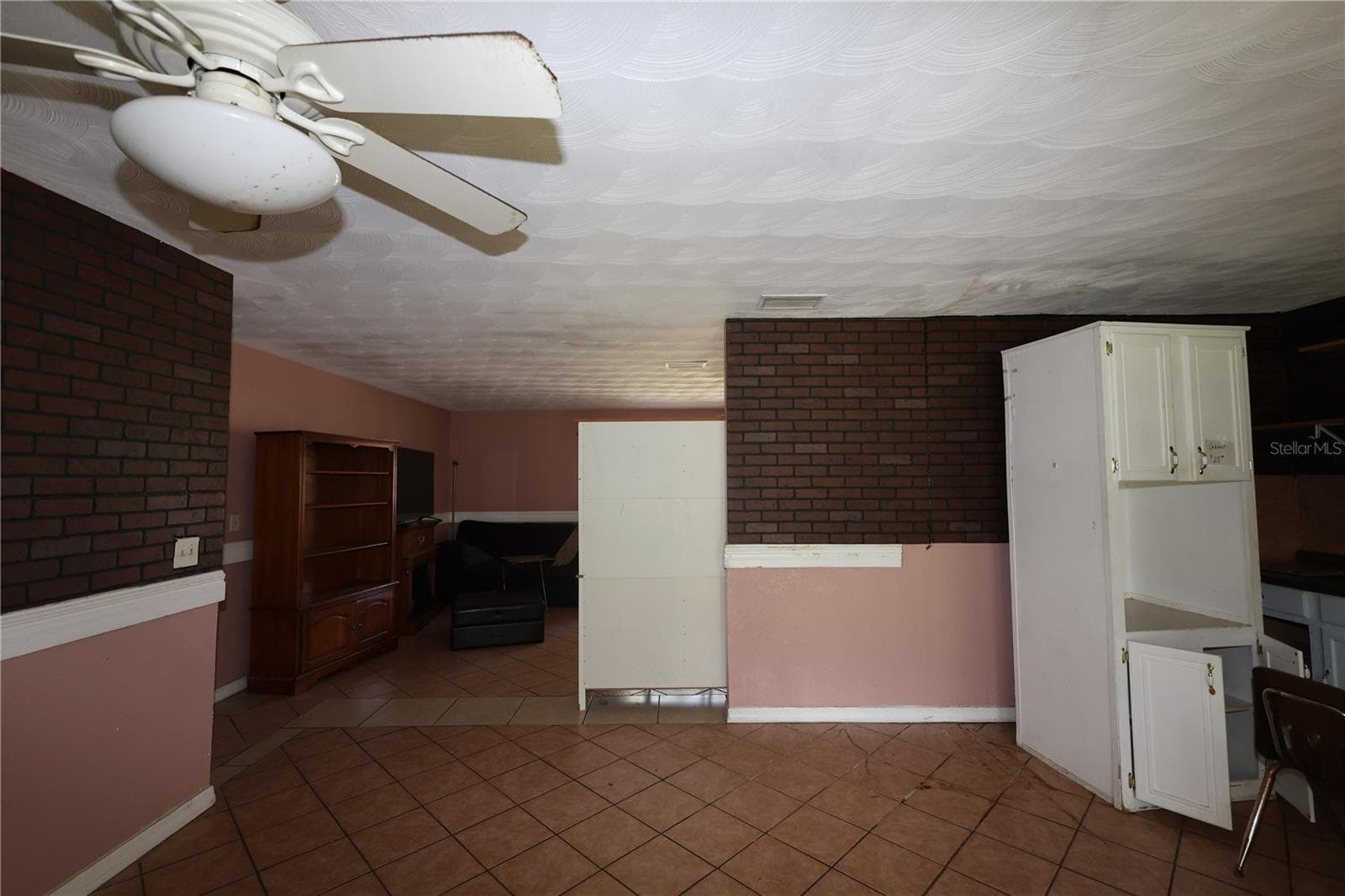 Single Family Residence at 103 FLORIDA AVE, DUNDEE, photo 15 of 50