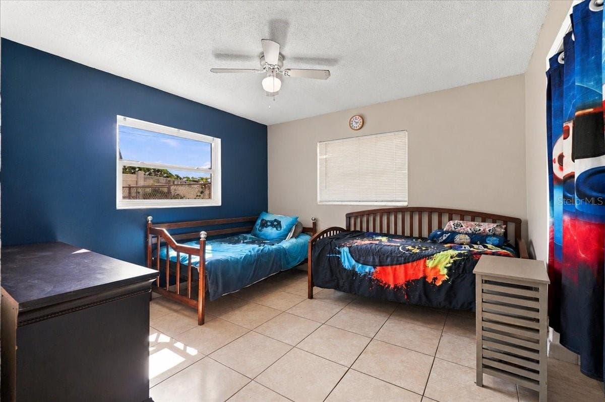 Single Family Residence at 1096 CAREFREE COVE DR, WINTER HAVEN, photo 18 of 21