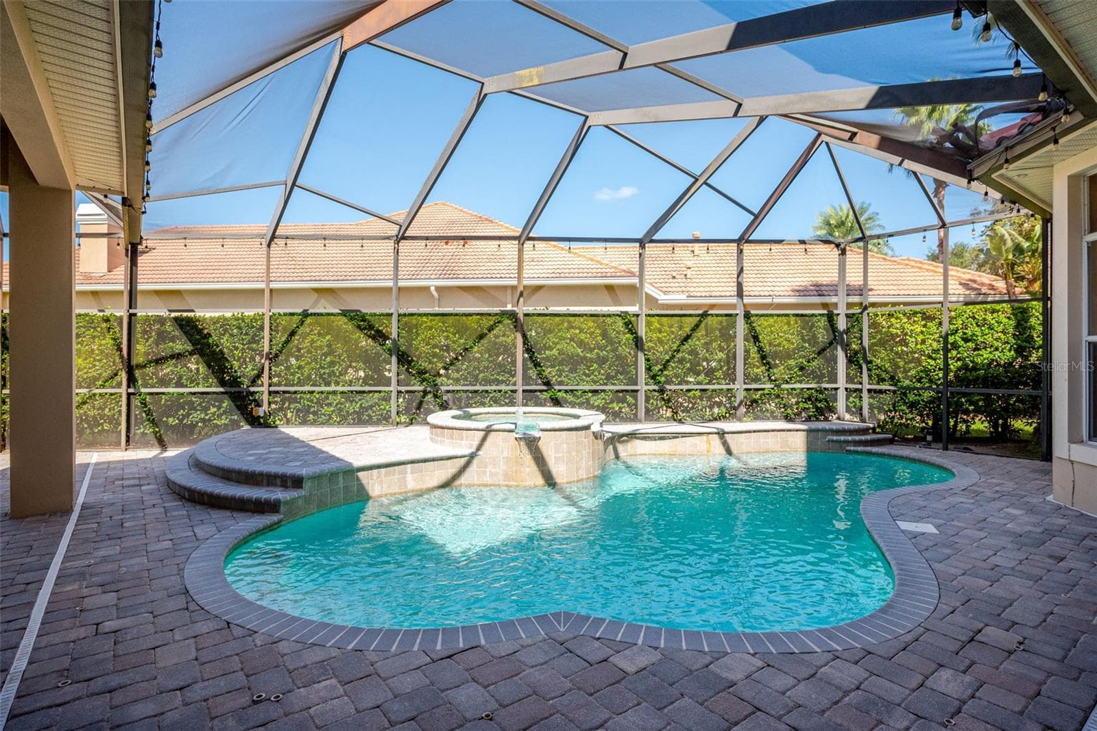 Single Family Residence at 20014 LOMOND LN, TAMPA, photo 44 of 52