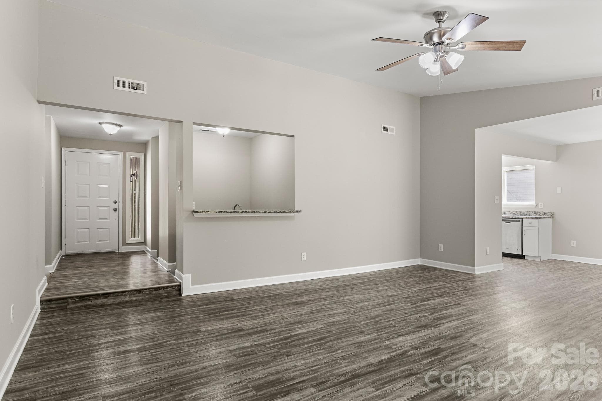 Single Family Residence at 7607 Eastbourne Road, Charlotte, photo 26 of 46