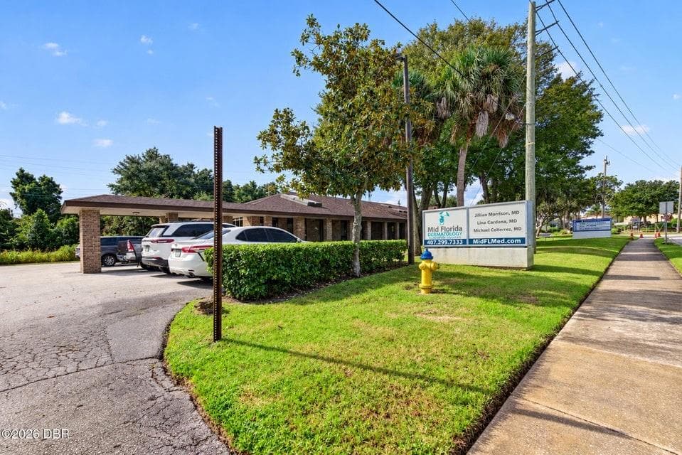 Office at 802 STERTHAUS DR #B, ORMOND BEACH, photo 2 of 25