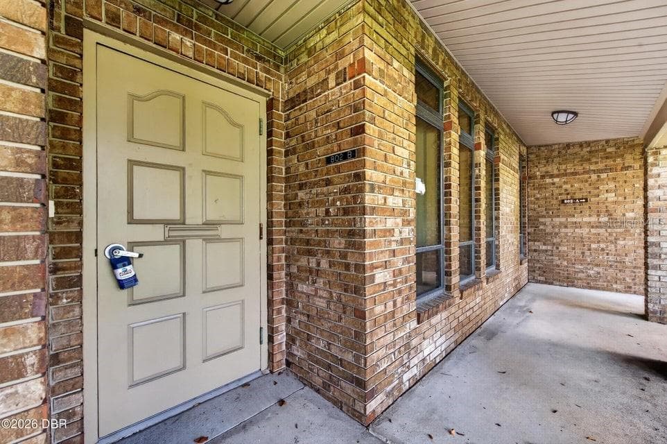Office at 802 STERTHAUS DR #B, ORMOND BEACH, photo 3 of 25