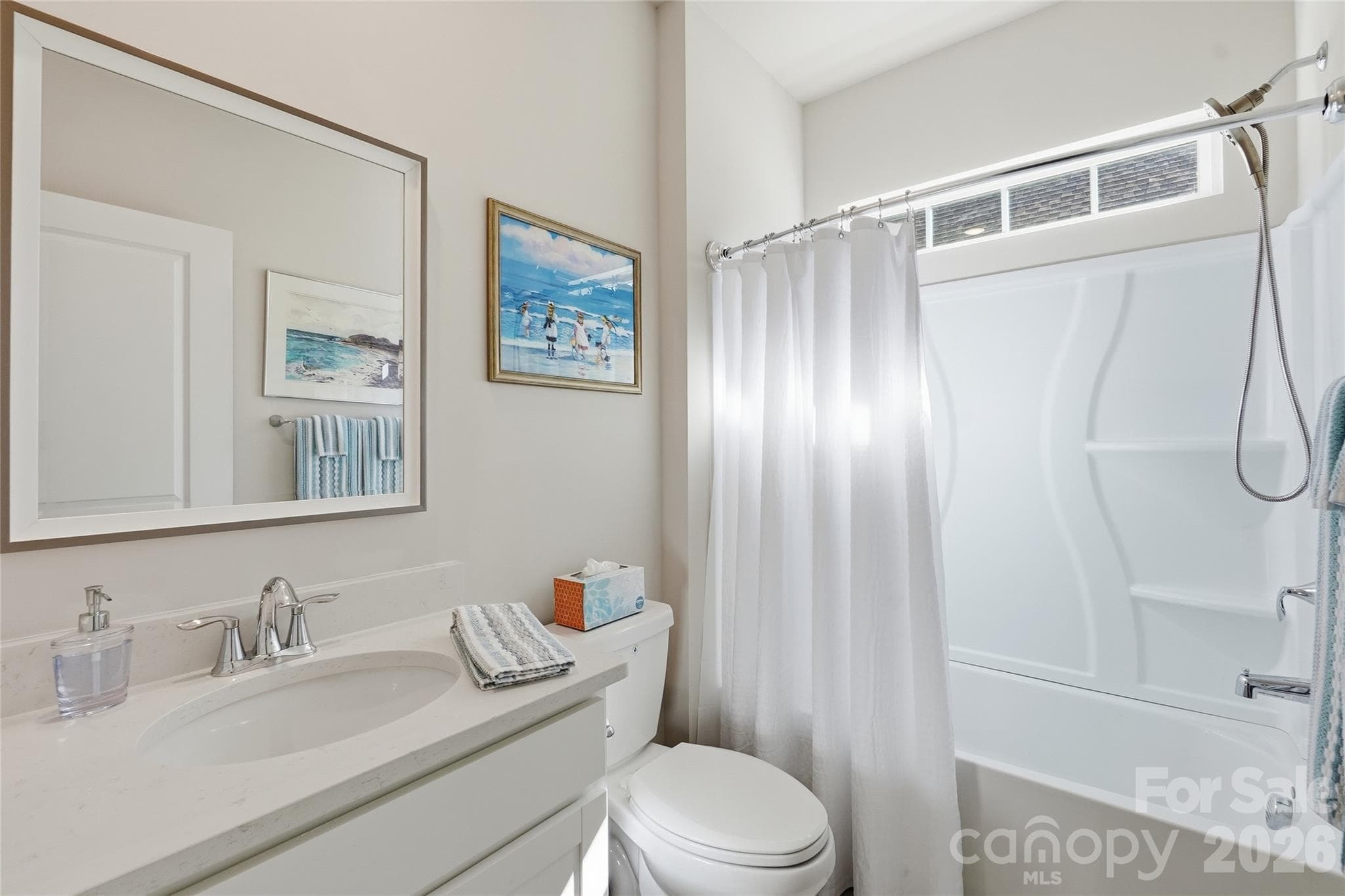 Guest Full Bathroom - 3162 Windhaven Lane, Tega Cay