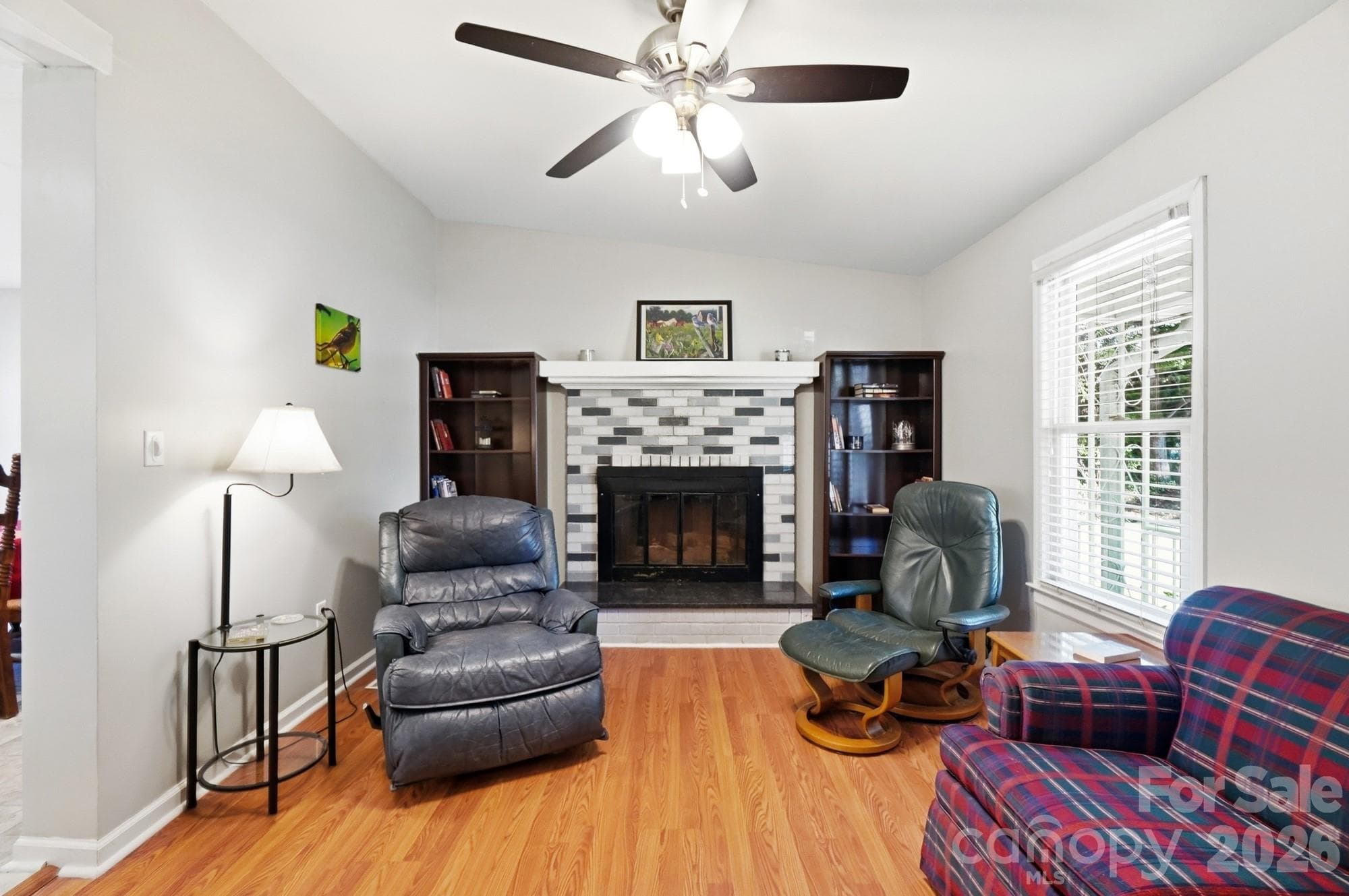 Single Family Residence at 1509 Yellowstone Court, Gastonia, photo 5 of 49