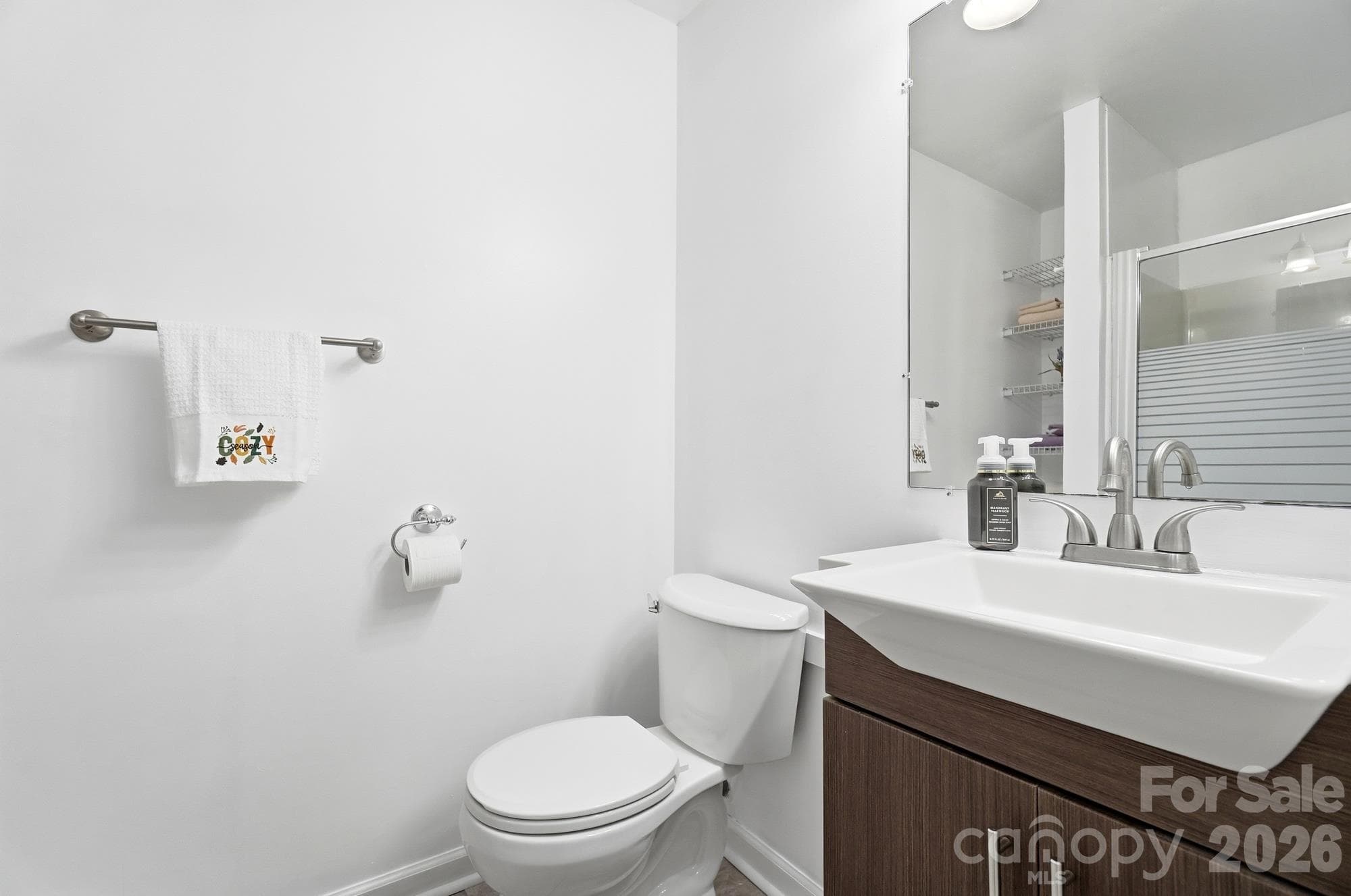 Single Family Residence at 1509 Yellowstone Court, Gastonia, photo 21 of 49