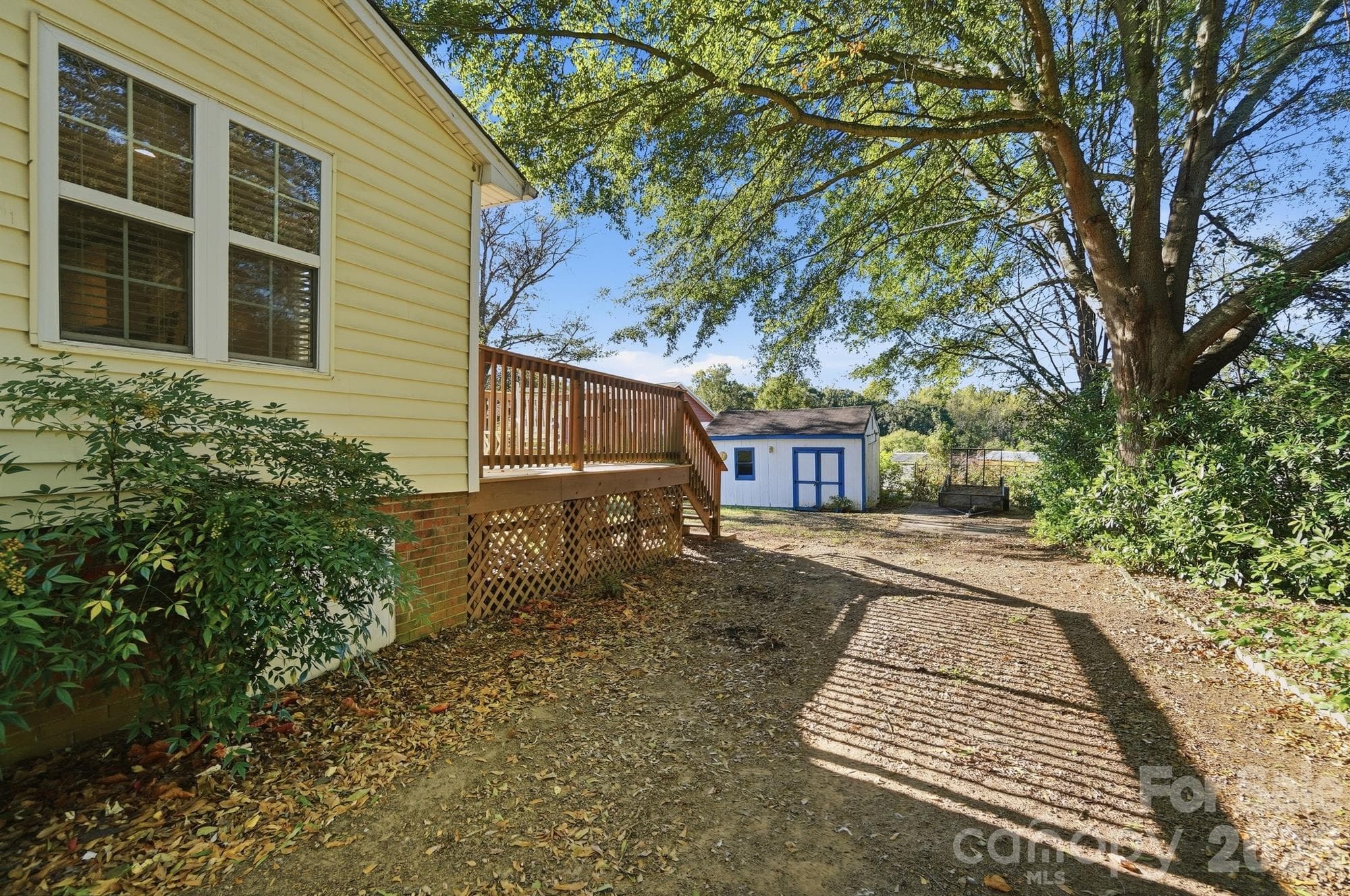 Single Family Residence at 1509 Yellowstone Court, Gastonia, photo 33 of 49