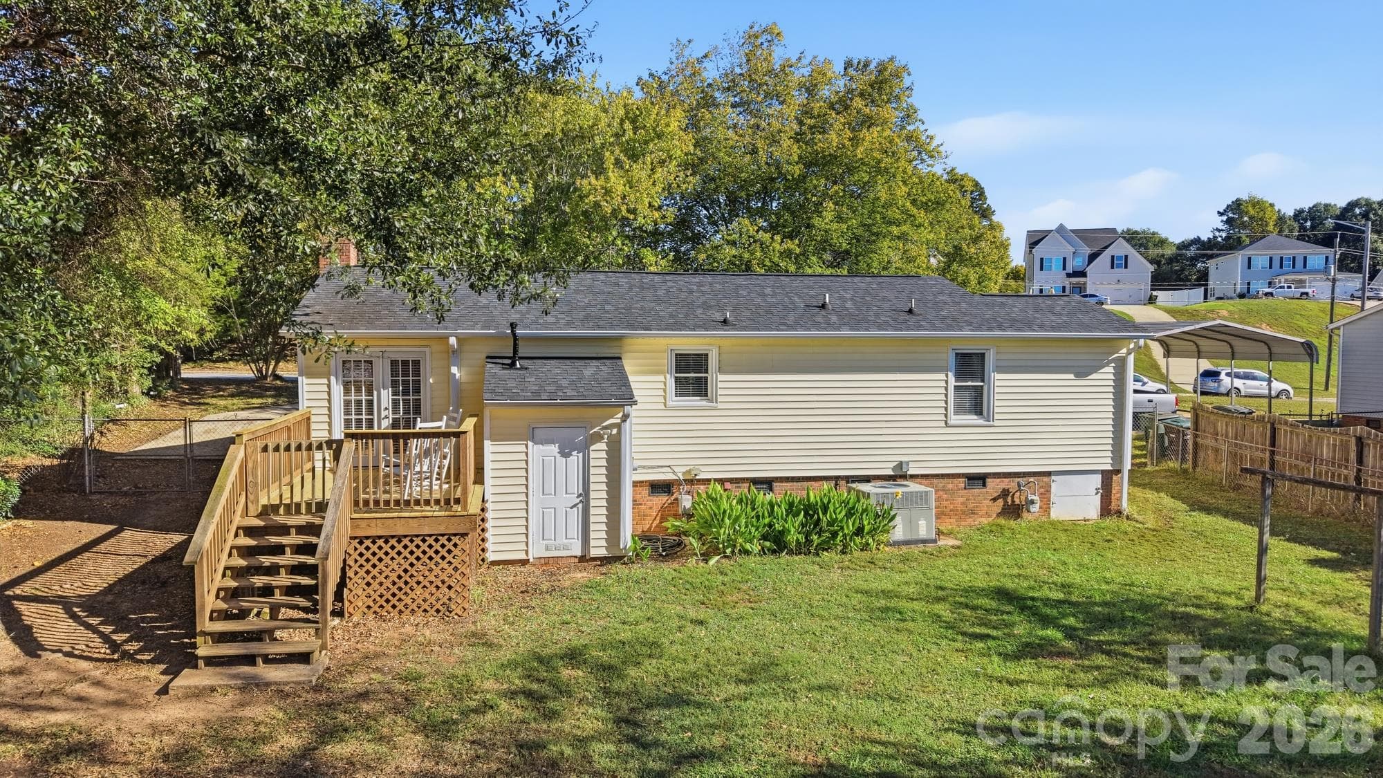 Single Family Residence at 1509 Yellowstone Court, Gastonia, photo 42 of 49