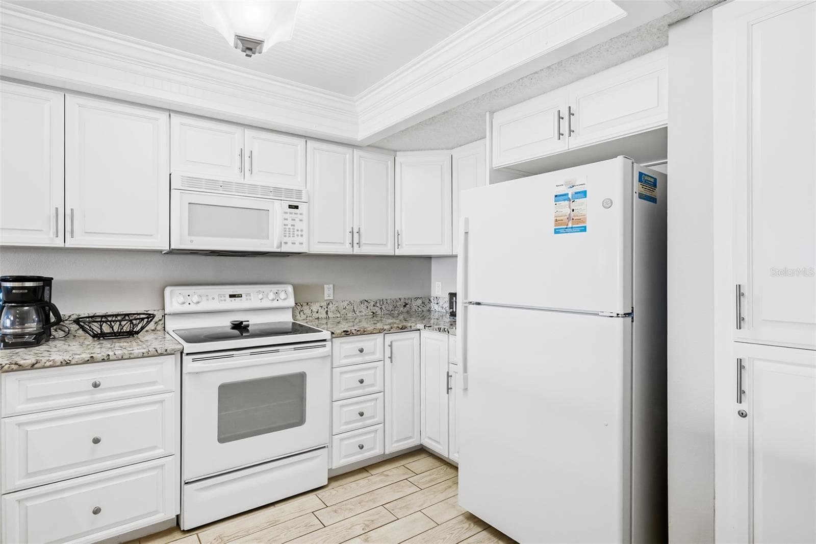 Condominium at 18500 GULF BLVD #404, INDIAN SHORES, photo 12 of 44