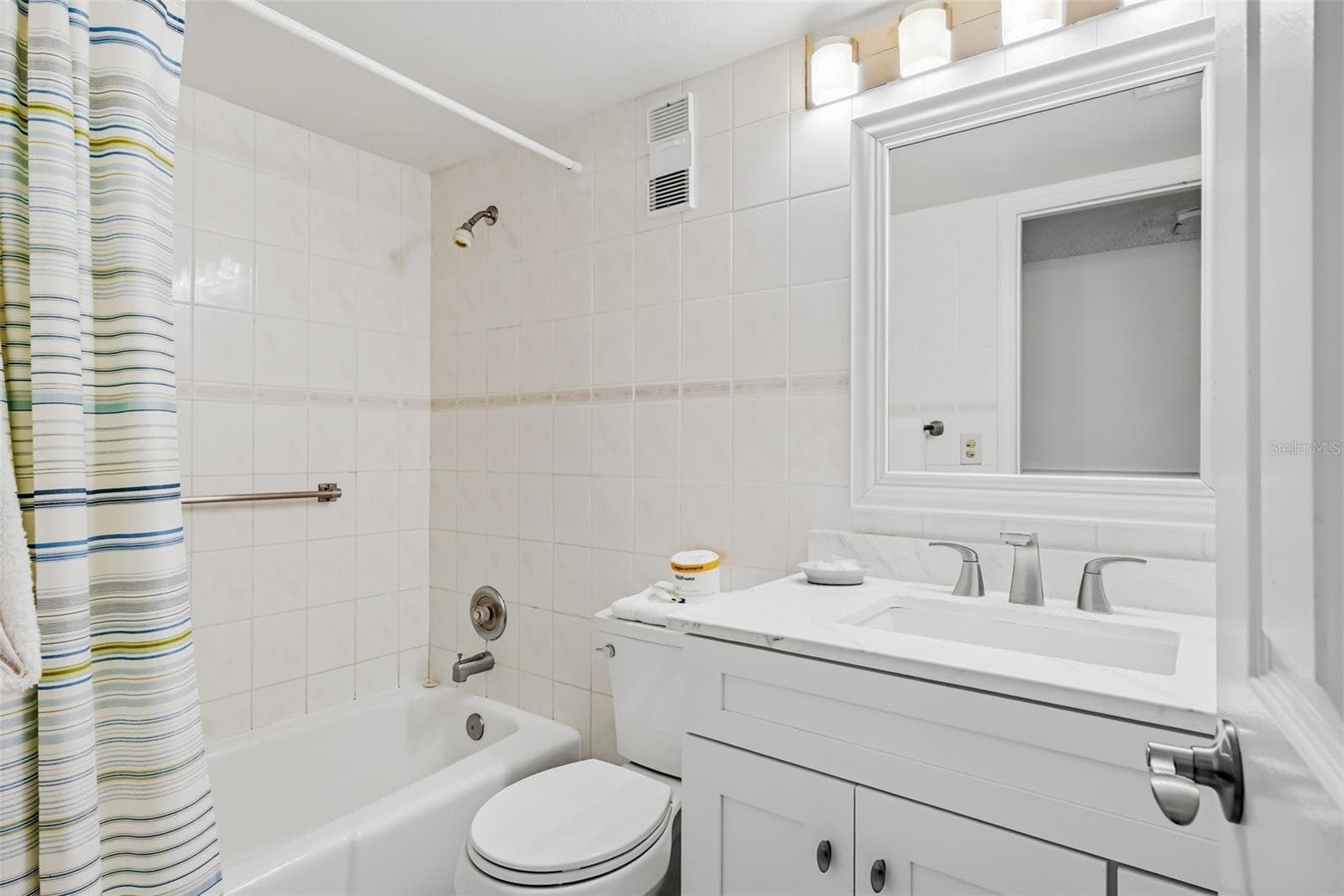 Condominium at 18500 GULF BLVD #404, INDIAN SHORES, photo 27 of 44