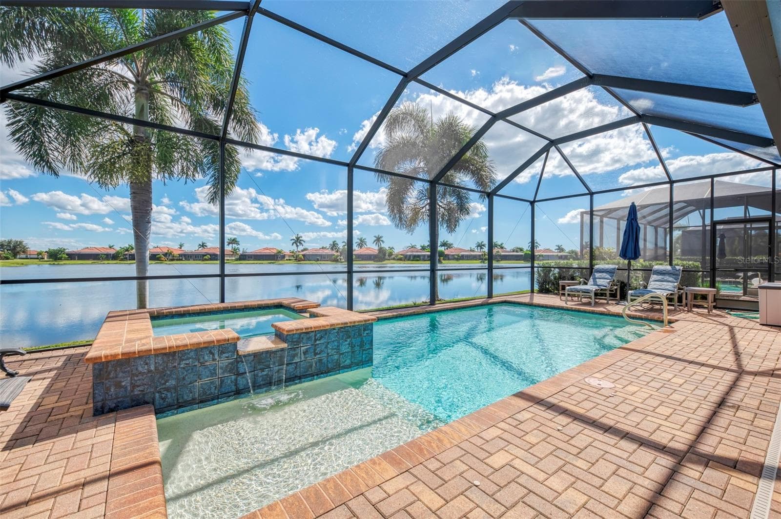 Pool area - 23810 WAVERLY CIR, VENICE