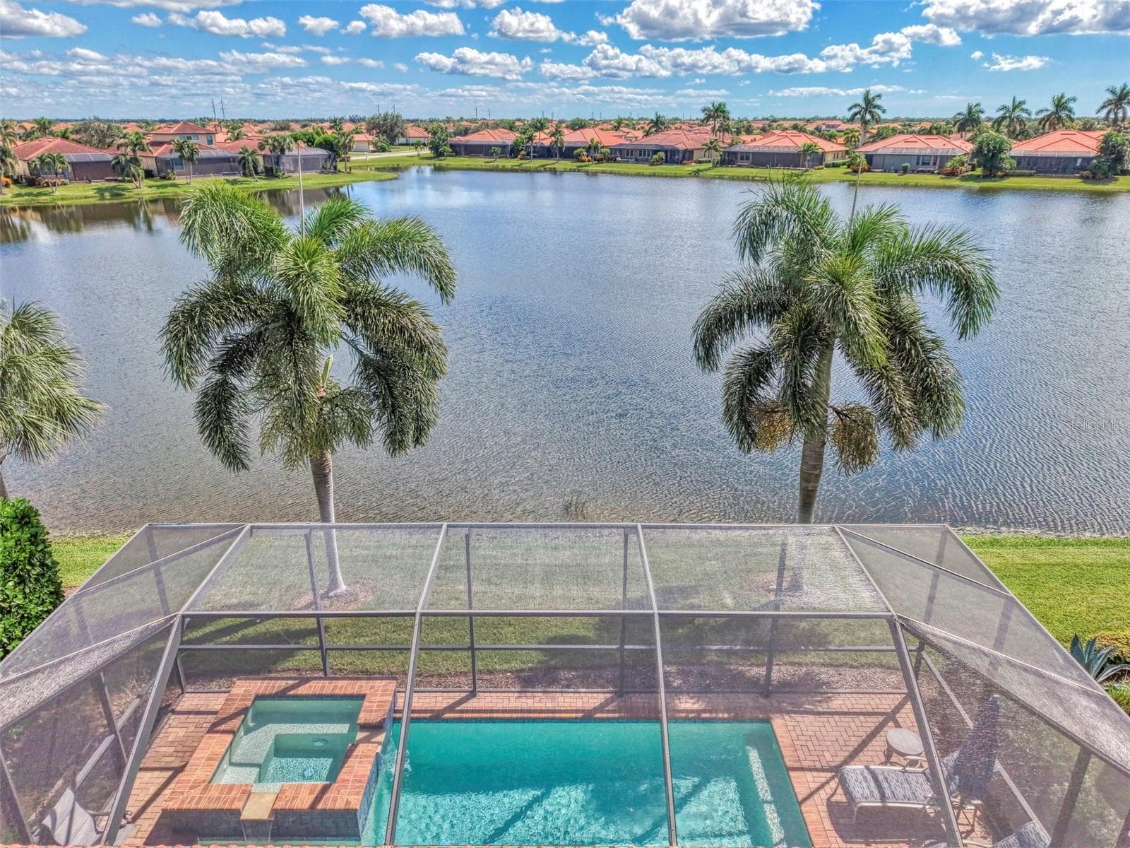 Pool area - 23810 WAVERLY CIR, VENICE