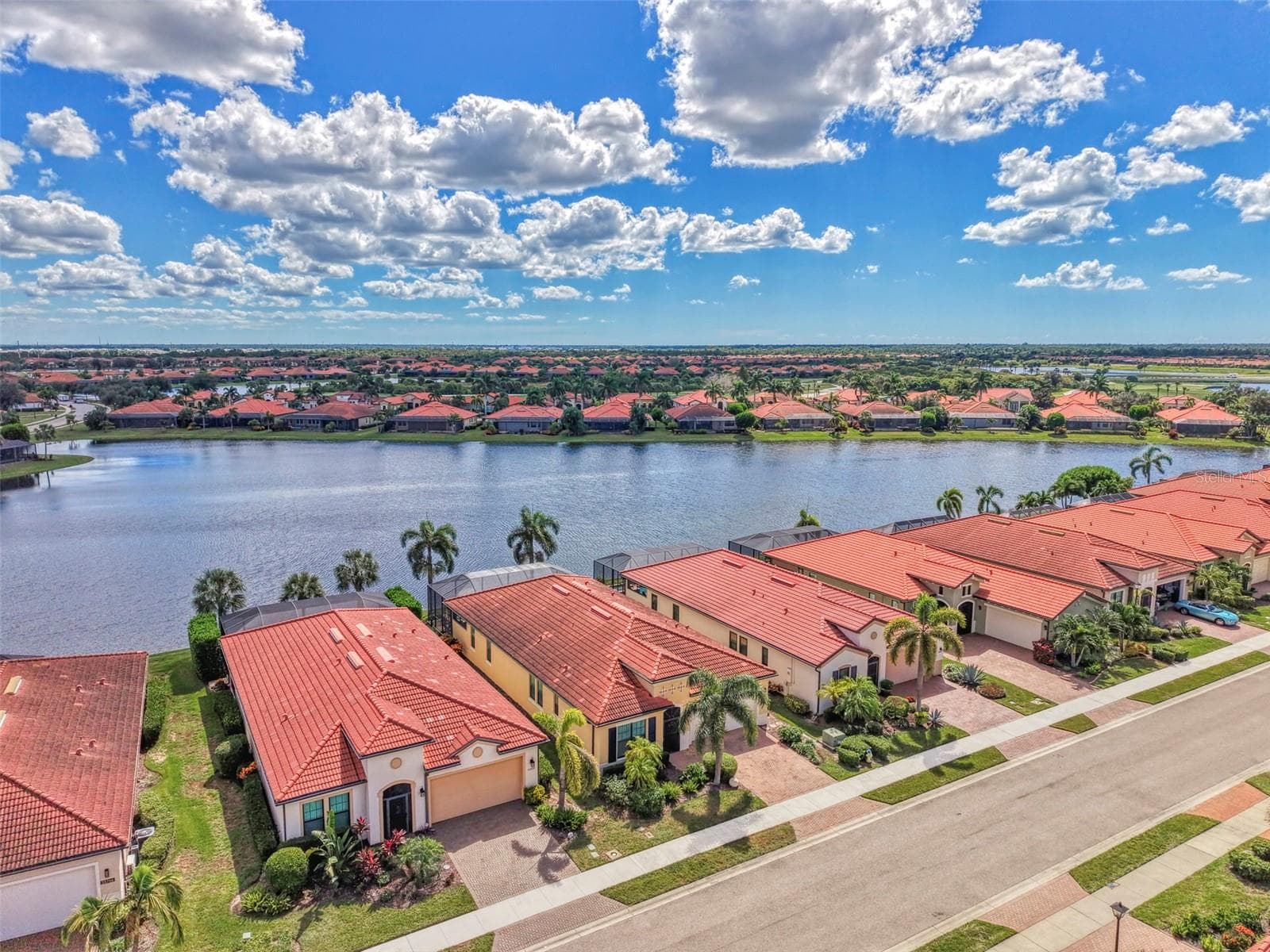 Aerial - 23810 WAVERLY CIR, VENICE