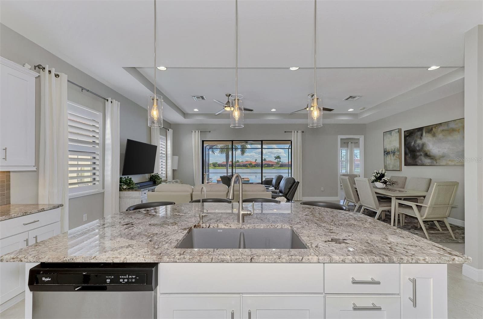 Kitchen - 23810 WAVERLY CIR, VENICE