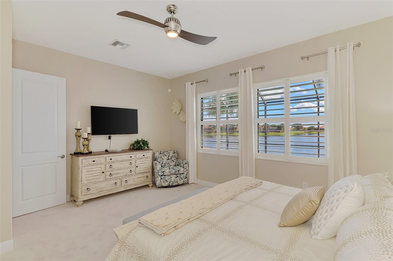 Primary bedroom - 23810 WAVERLY CIR, VENICE