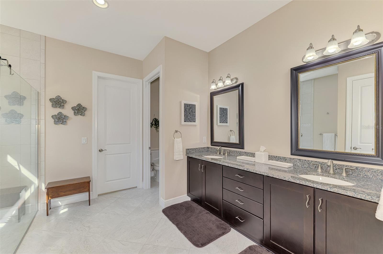 Primary bath - 23810 WAVERLY CIR, VENICE
