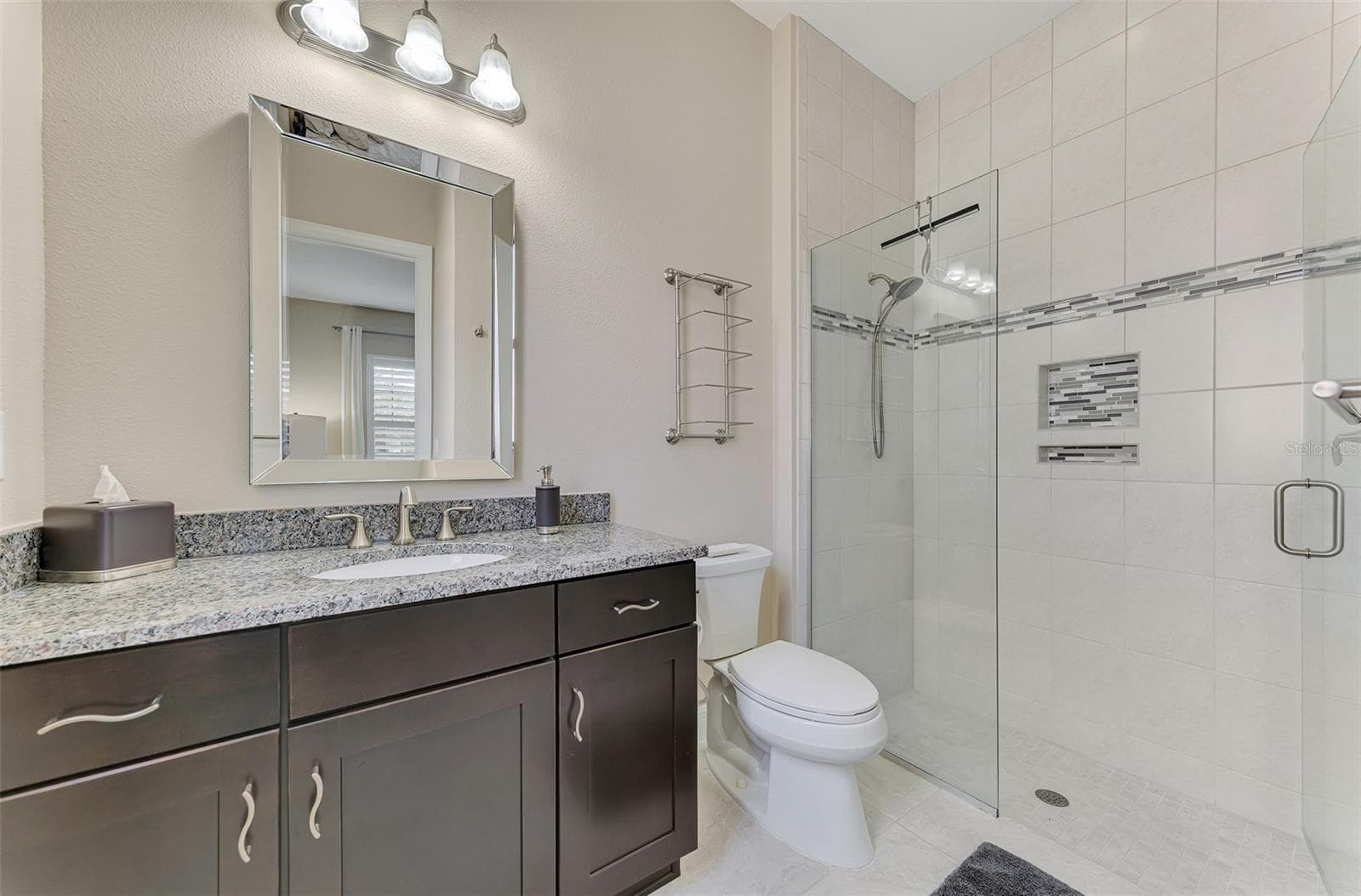 Bath#3 - 23810 WAVERLY CIR, VENICE