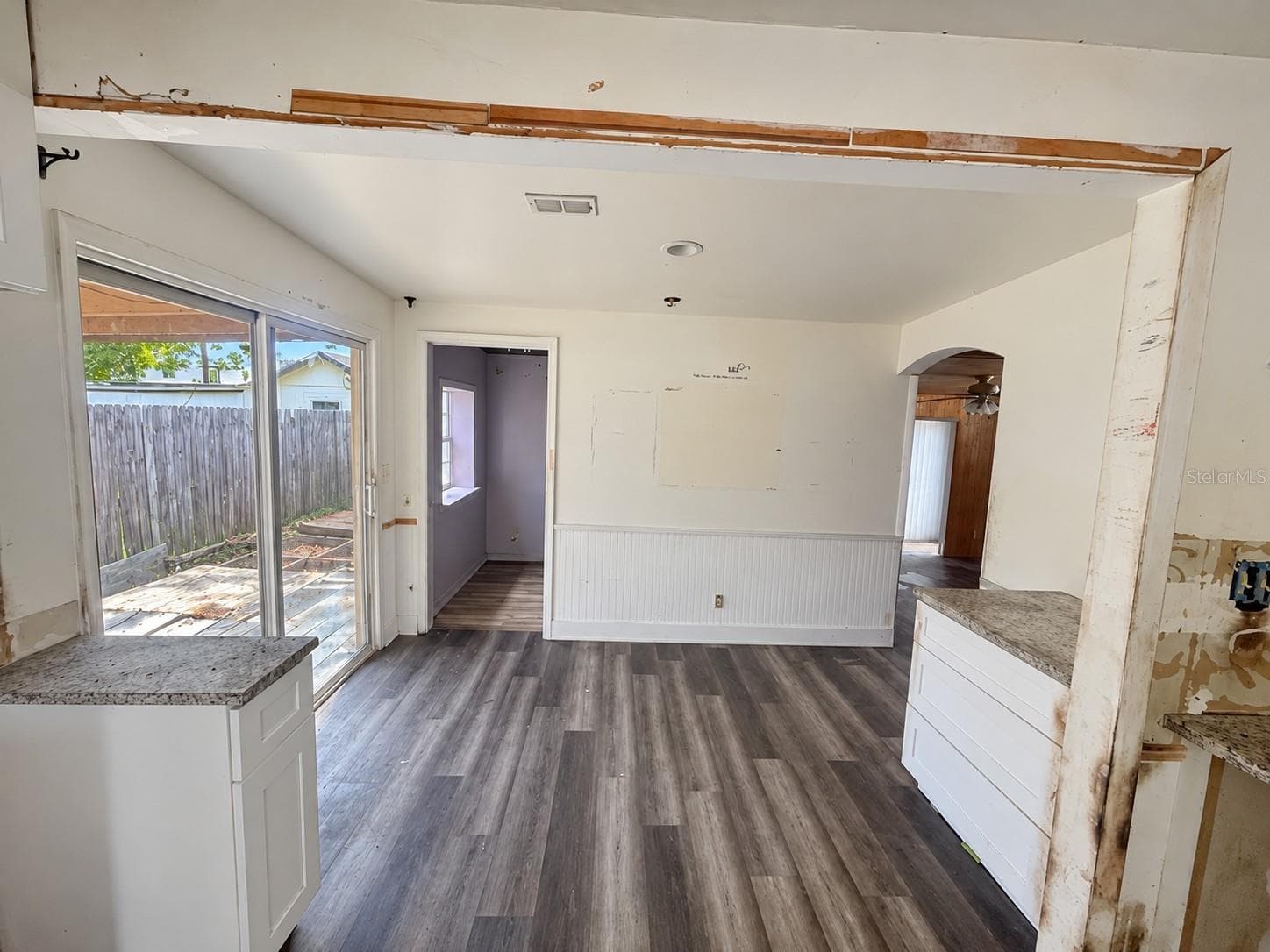 Single Family Residence at 4228 36TH AVE N, ST PETERSBURG, photo 4 of 41
