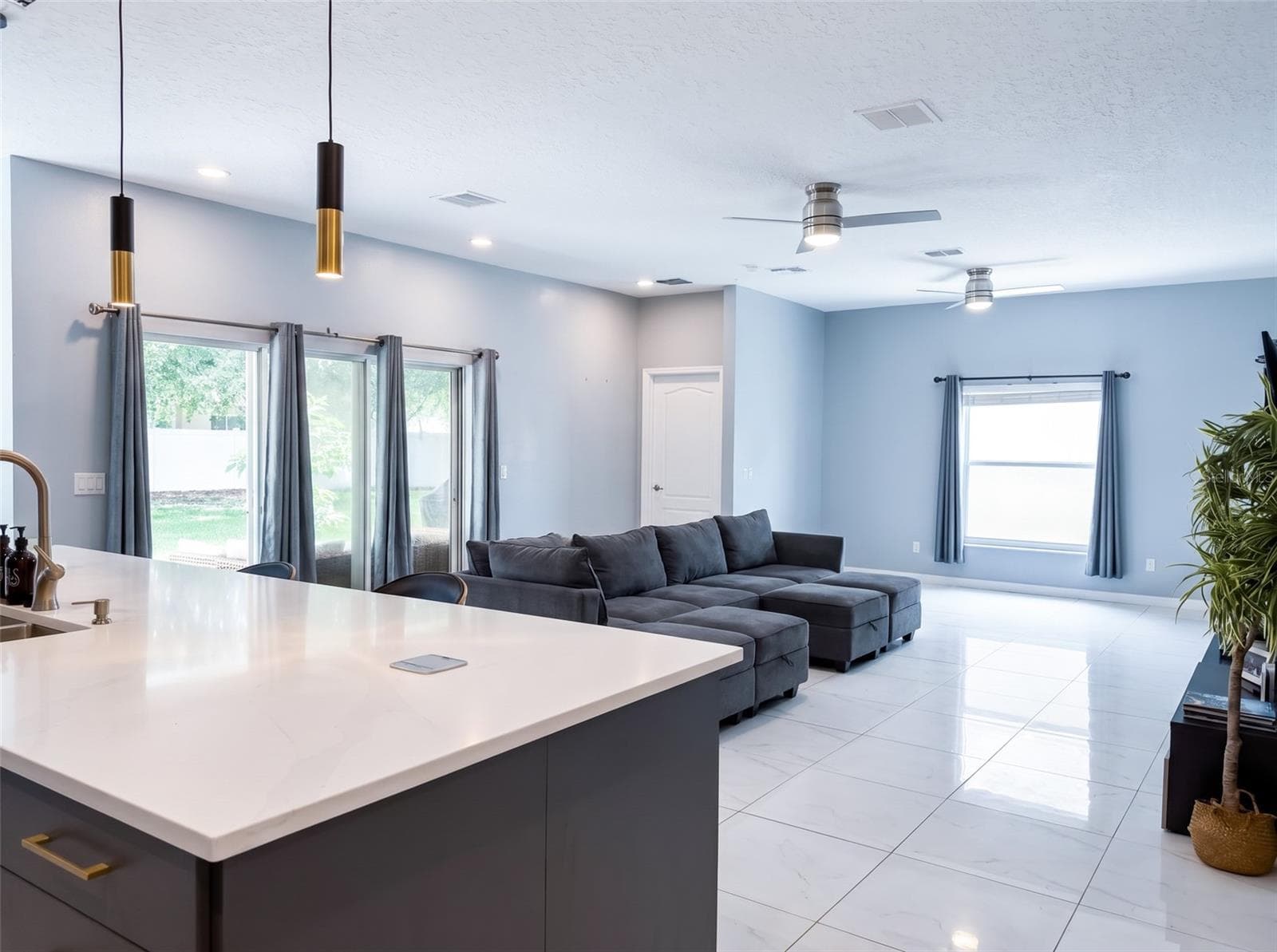 Single Family Residence at 11306 GREAT COMMISSION WAY, ORLANDO, photo 5 of 17