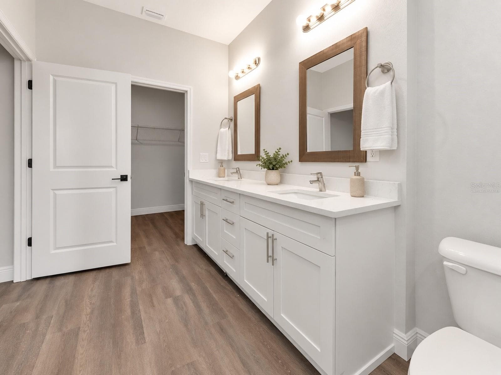 Virtually staged - 14097 CLARISSA LN, PORT CHARLOTTE