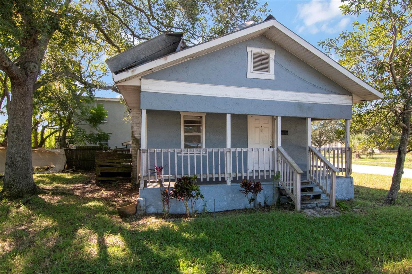 Single Family Residence at 2601 E 25TH AVE, TAMPA, photo 4 of 23