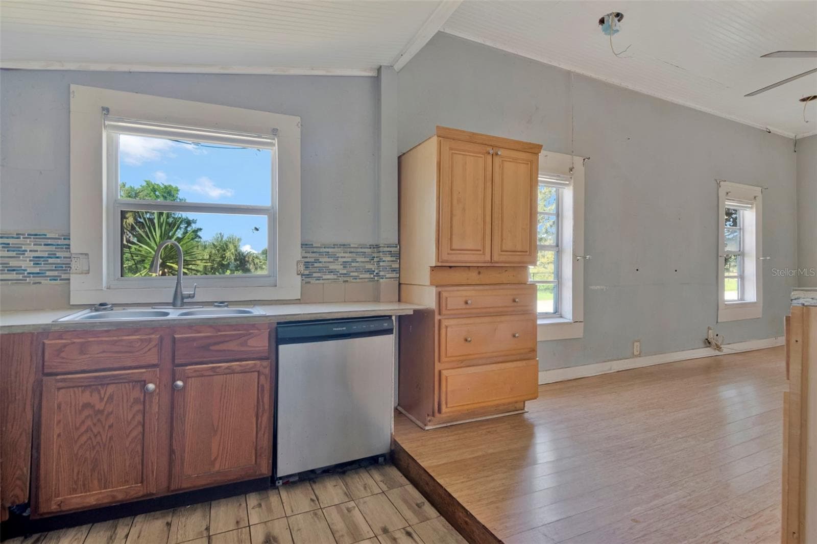 Single Family Residence at 2601 E 25TH AVE, TAMPA, photo 13 of 23