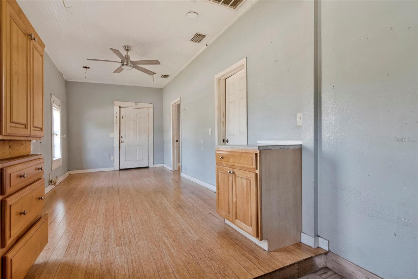 Single Family Residence at 2601 E 25TH AVE, TAMPA, photo 14 of 23