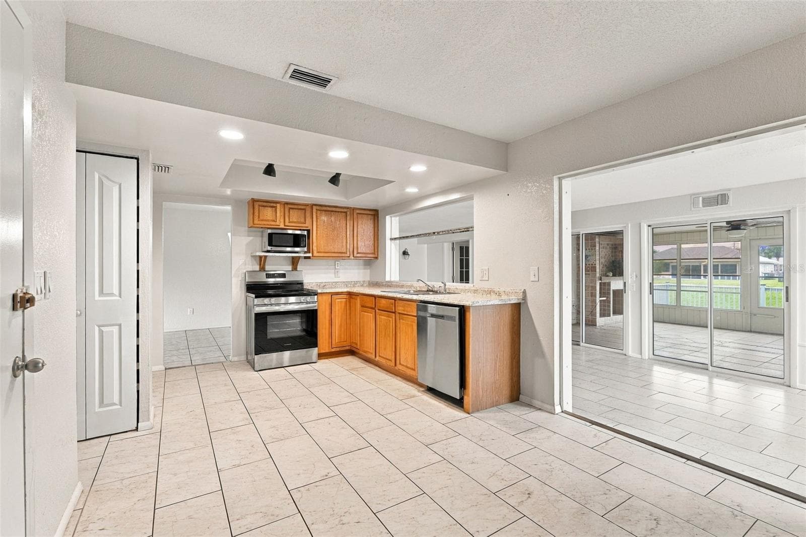Single Family Residence at 6457 OTIS RD, NORTH PORT, photo 11 of 51